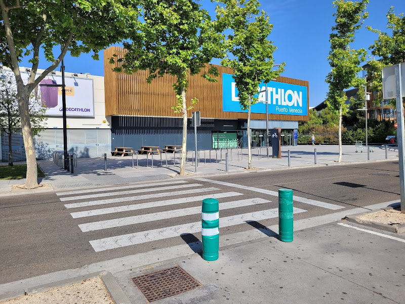 Decathlon Puerto Venecia - instalador