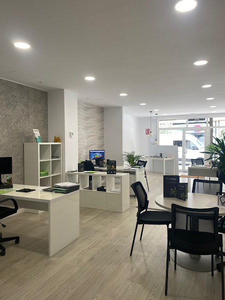 ECOENERGI – Asesoria de ahorro energético, instaladores de aire acondicionado, calderas, placas solares, fuentes de agua.