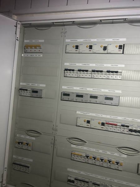 Instalaciones Eléctricas y Telecomunicaciones Juma, S.L. - instalador