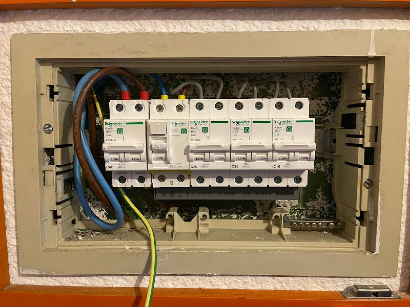 José Electricidad | Electricista en Gandía 24 horas - instalador