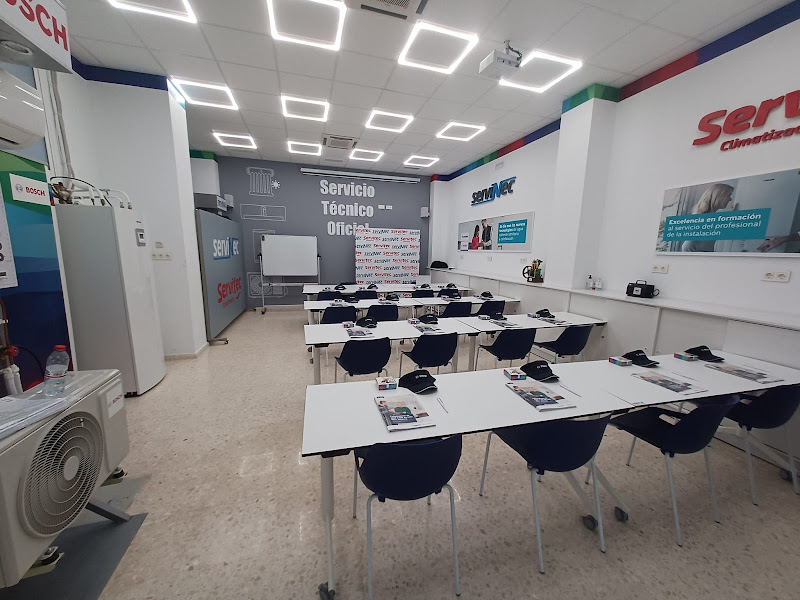 Servinec Málaga | Reparación e instalación de calderas, calentadores, termos, aerotermia y placas solares. - instalador