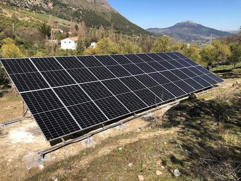 SOLAR 21: Placas Solares en Cádiz y España – Energias Renovables - instalador